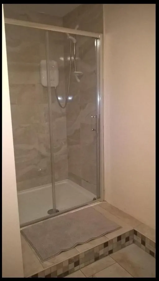 Salthill Village 3 Bed Apartment Galway 0*,